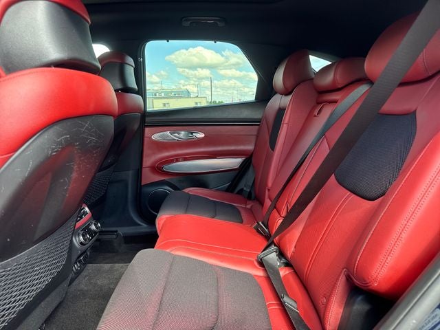 2023 Genesis GV70 2.5T
