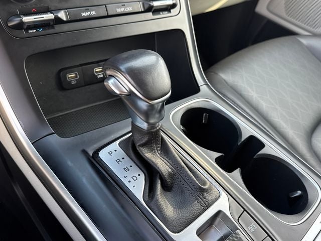 2023 Kia Carnival LX