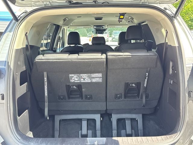 2025 Kia Carnival EX