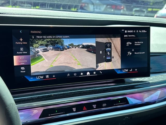 2023 BMW 7 Series 740i