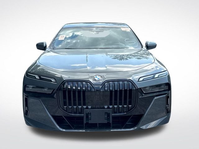 2023 BMW 7 Series 760i xDrive