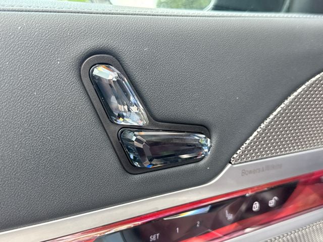 2023 BMW 7 Series 760i xDrive