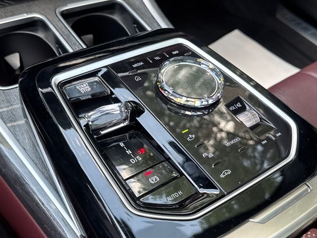2023 BMW 7 Series 760i xDrive