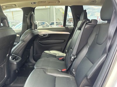 2018 Volvo XC90 T5 Momentum