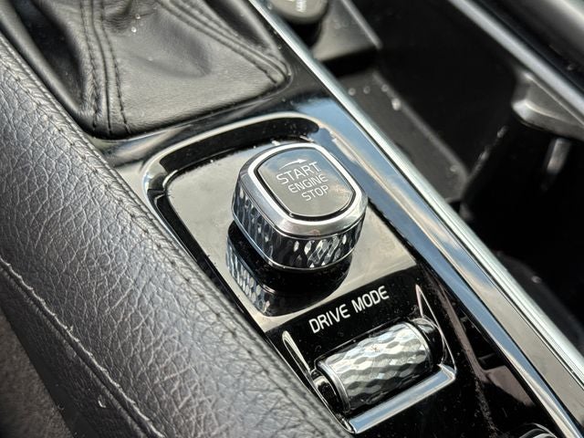 2018 Volvo XC90 T5 Momentum