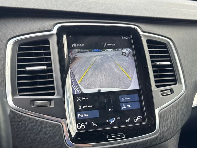 2018 Volvo XC90 T5 Momentum