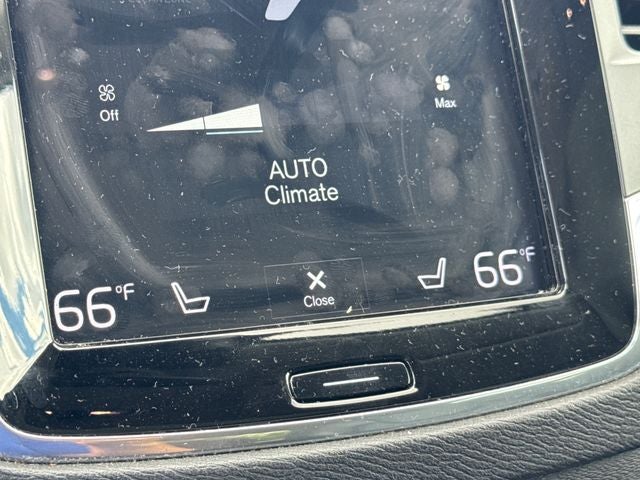 2018 Volvo XC90 T5 Momentum