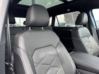 2025 Volkswagen Atlas Cross Sport 2.0T SE w/Technology