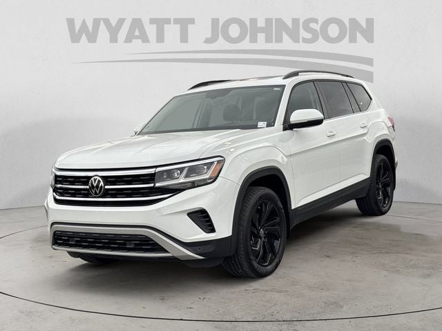 2022 Volkswagen Atlas 3.6L V6 SE w/Technology