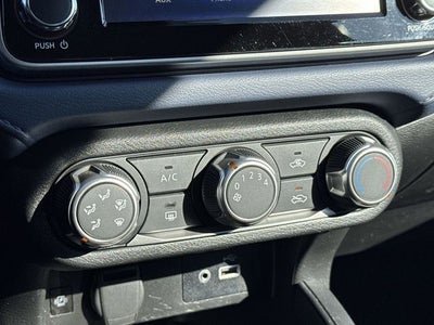 2023 Nissan Versa 1.6 SV