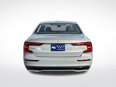 2024 Volvo S60 B5 Plus Dark Theme