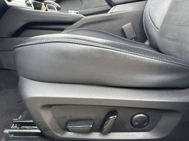 2024 Mitsubishi Outlander SE Black Edition