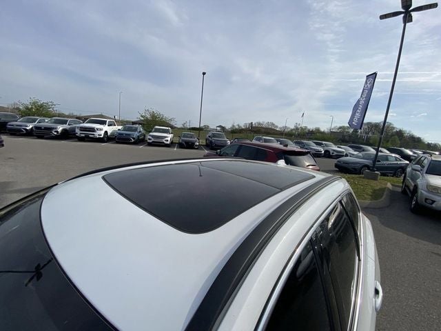 2022 Volvo XC60 B5 Momentum