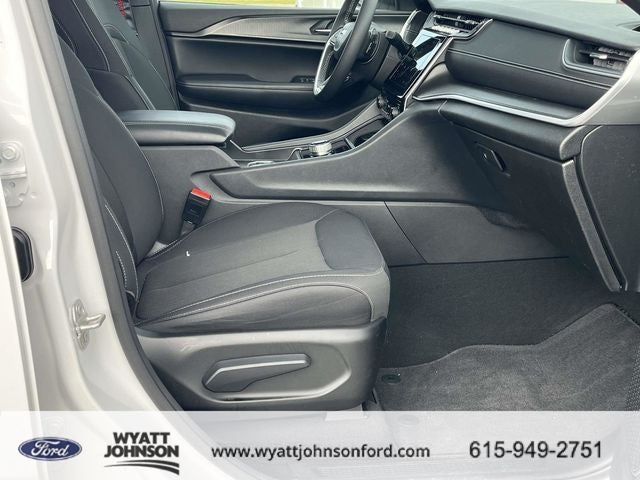 2024 Jeep Grand Cherokee Laredo