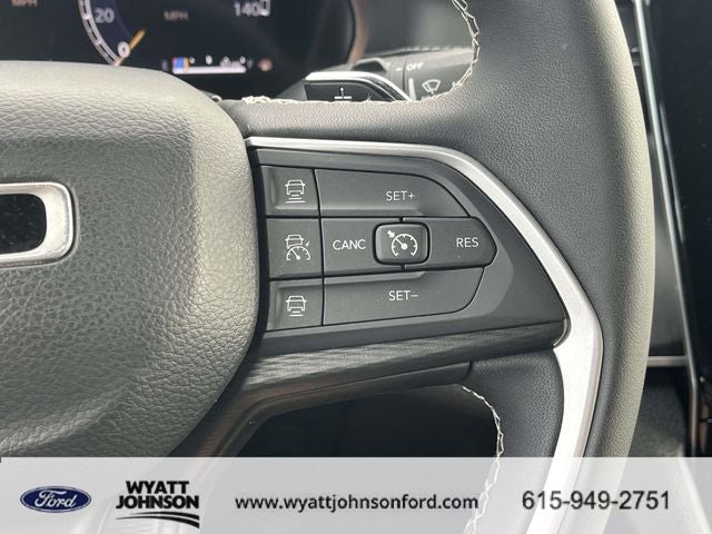 2024 Jeep Grand Cherokee Laredo