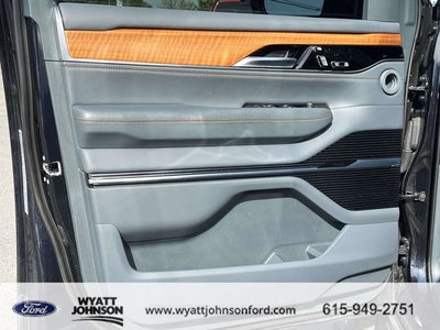 2022 Jeep Grand Wagoneer Series II