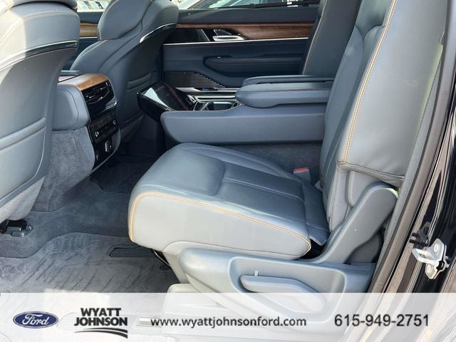 2022 Jeep Grand Wagoneer Series II