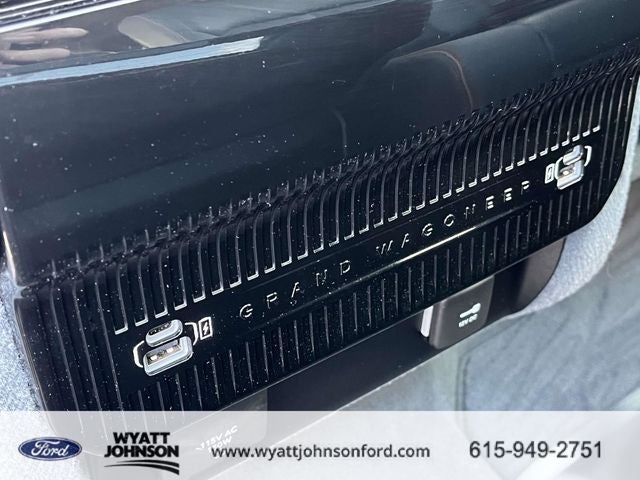 2022 Jeep Grand Wagoneer Series II