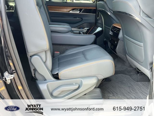 2022 Jeep Grand Wagoneer Series II