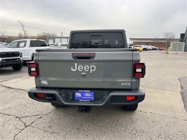 2021 Jeep Gladiator Overland
