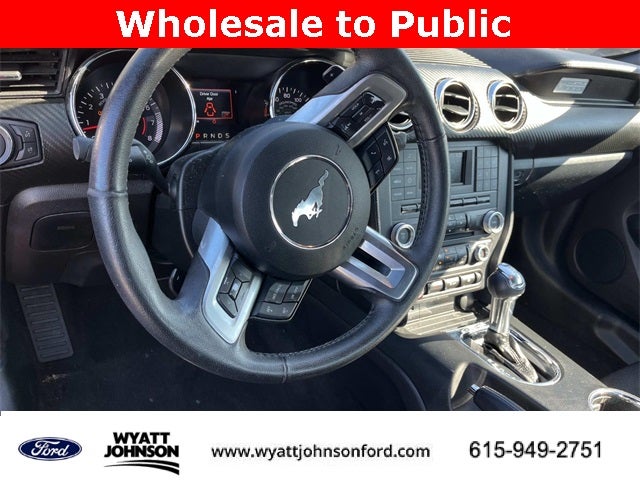 2015 Ford Mustang V6