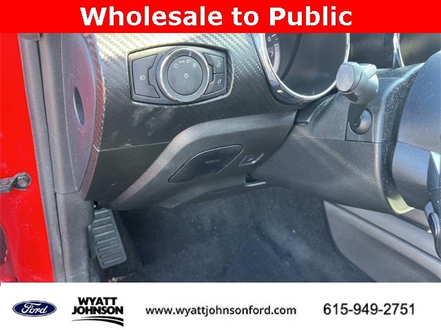 2015 Ford Mustang V6