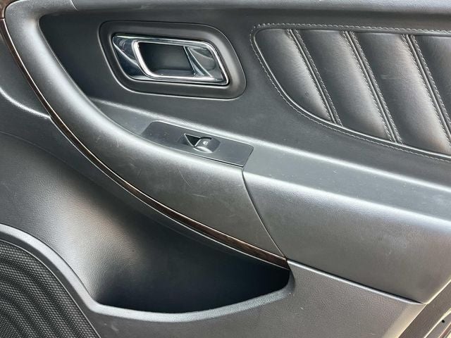 2019 Ford Taurus Limited