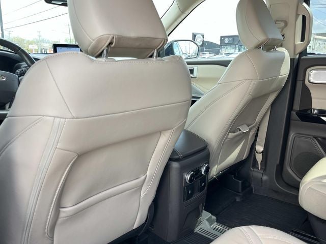 2023 Ford Explorer Platinum