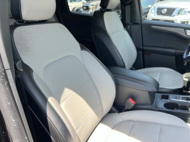 2025 Ford Escape Plug-In Hybrid Base