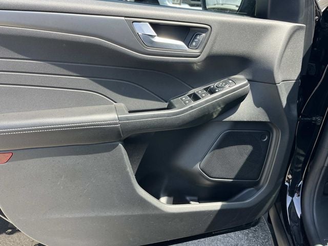 2025 Ford Escape Plug-In Hybrid Base