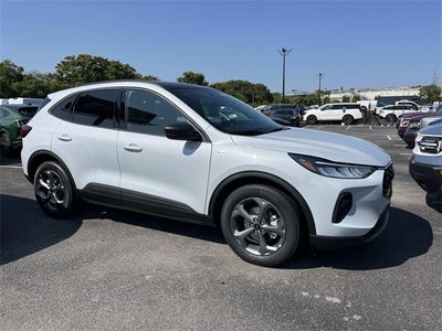 2025 Ford Escape Hybrid ST-Line