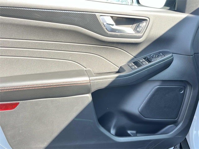 2025 Ford Escape Hybrid ST-Line