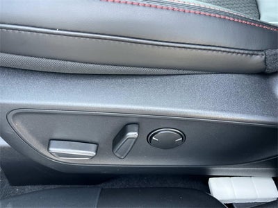 2025 Ford Escape Hybrid ST-Line