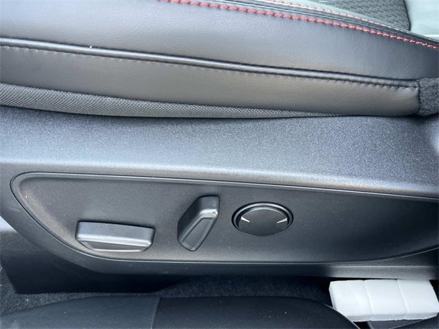 2025 Ford Escape Hybrid ST-Line