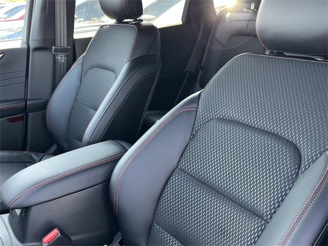 2025 Ford Escape Hybrid ST-Line