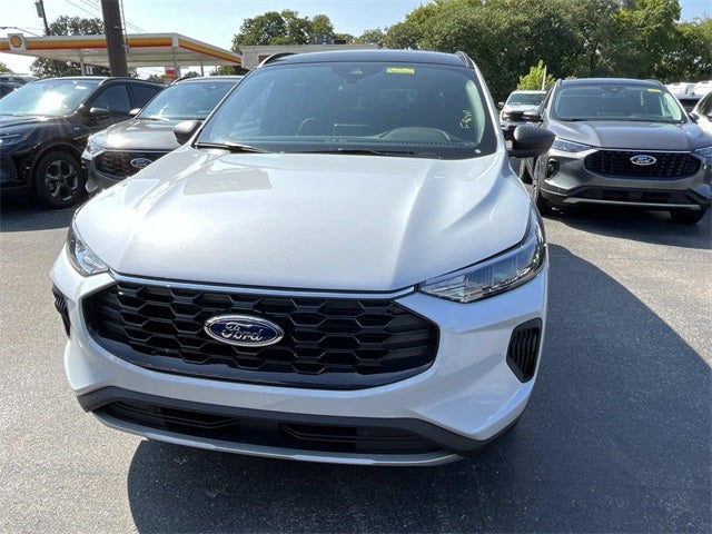 2025 Ford Escape Hybrid ST-Line