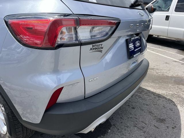 2022 Ford Escape Hybrid SE