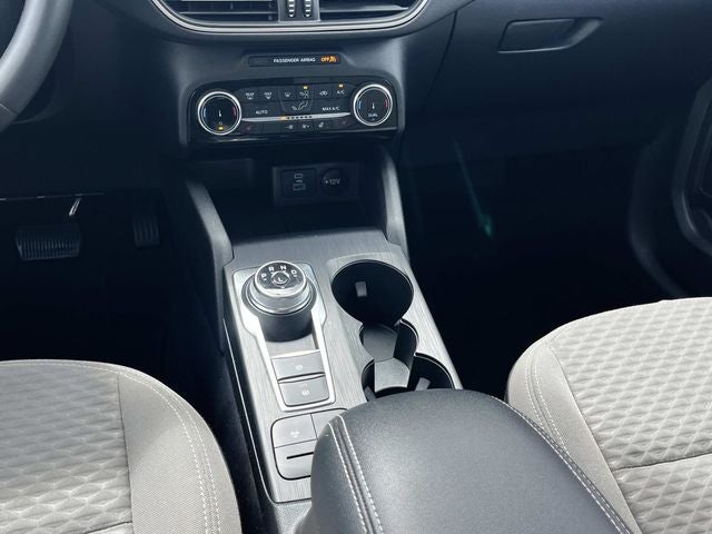 2022 Ford Escape Hybrid SE