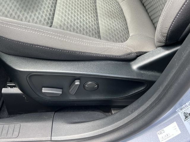 2022 Ford Escape Hybrid SE