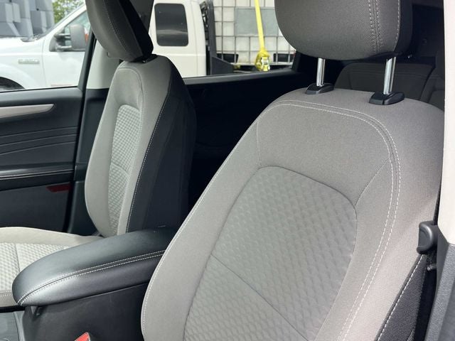 2022 Ford Escape Hybrid SE