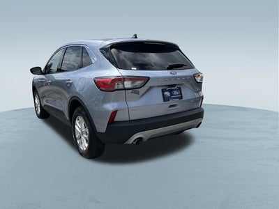 2022 Ford Escape Hybrid SE
