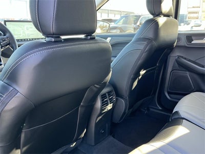 2026 Ford Escape Hybrid Platinum