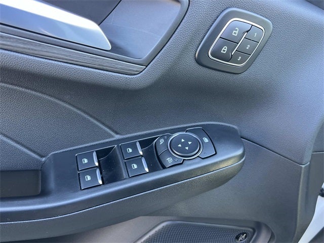 2026 Ford Escape Hybrid Platinum