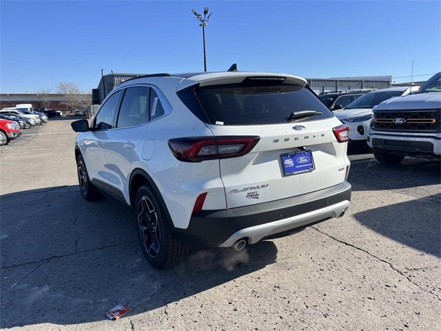 2026 Ford Escape Hybrid Platinum