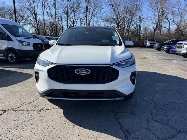 2026 Ford Escape Hybrid Platinum