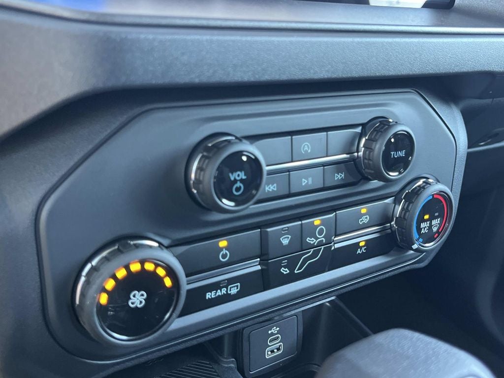 2026 Ford Bronco Base