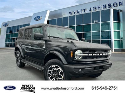 2026 Ford Bronco Outer Banks