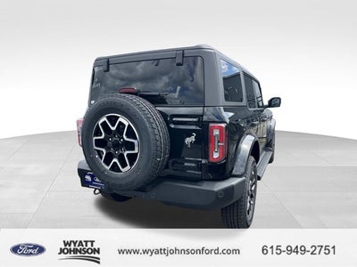 2026 Ford Bronco Outer Banks