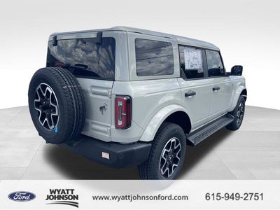 2026 Ford Bronco Outer Banks