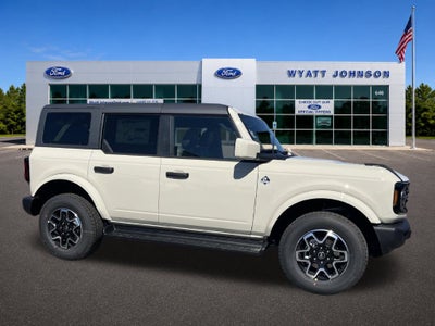 2026 Ford Bronco Outer Banks